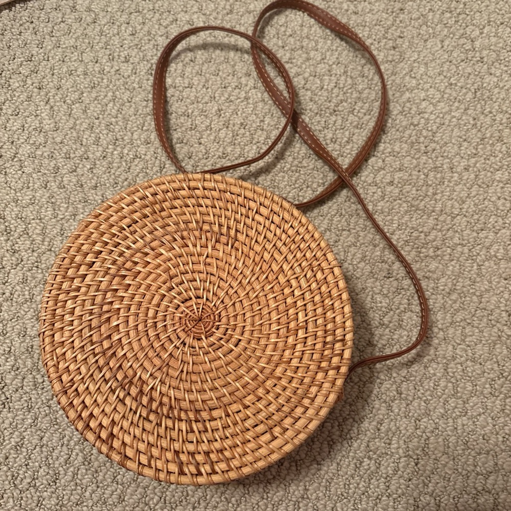 Handcrafted Mosaic Rattan Bag - Picture 3 of 3